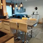 Magnifique A Deux Pas Du Et Pres Du Centre Appartement