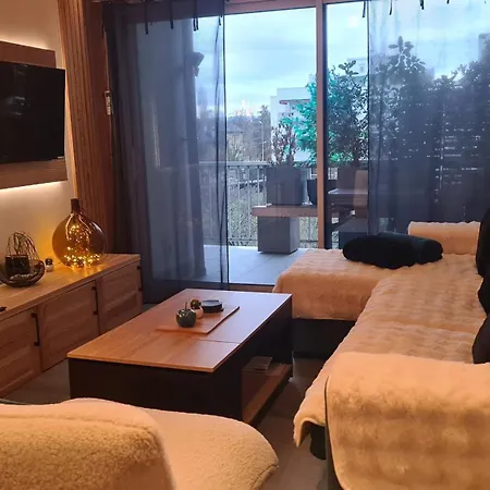 Magnifique A Deux Pas Du Et Pres Du Centre